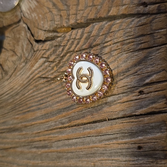 Euc chanel charm pull white heart pink gems - Picture 2 of 4
